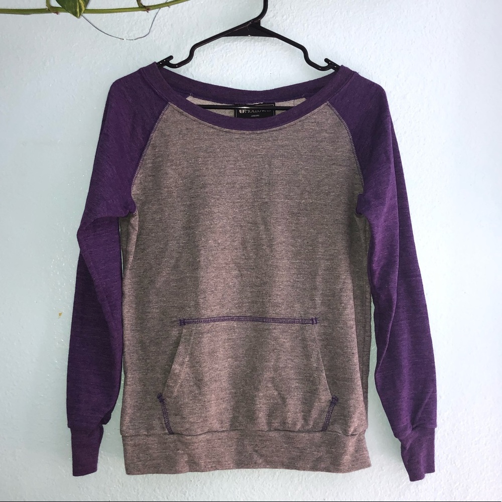 New, Scoop Neck Crew with Pocket